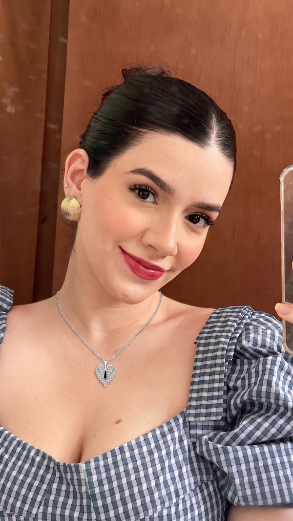 Fernanda L.